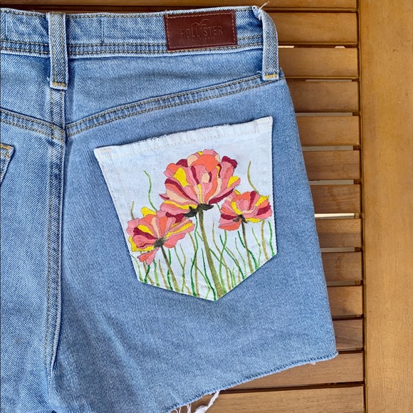 Custom painted Hollister high rise mom shorts - Picture 2 of 7